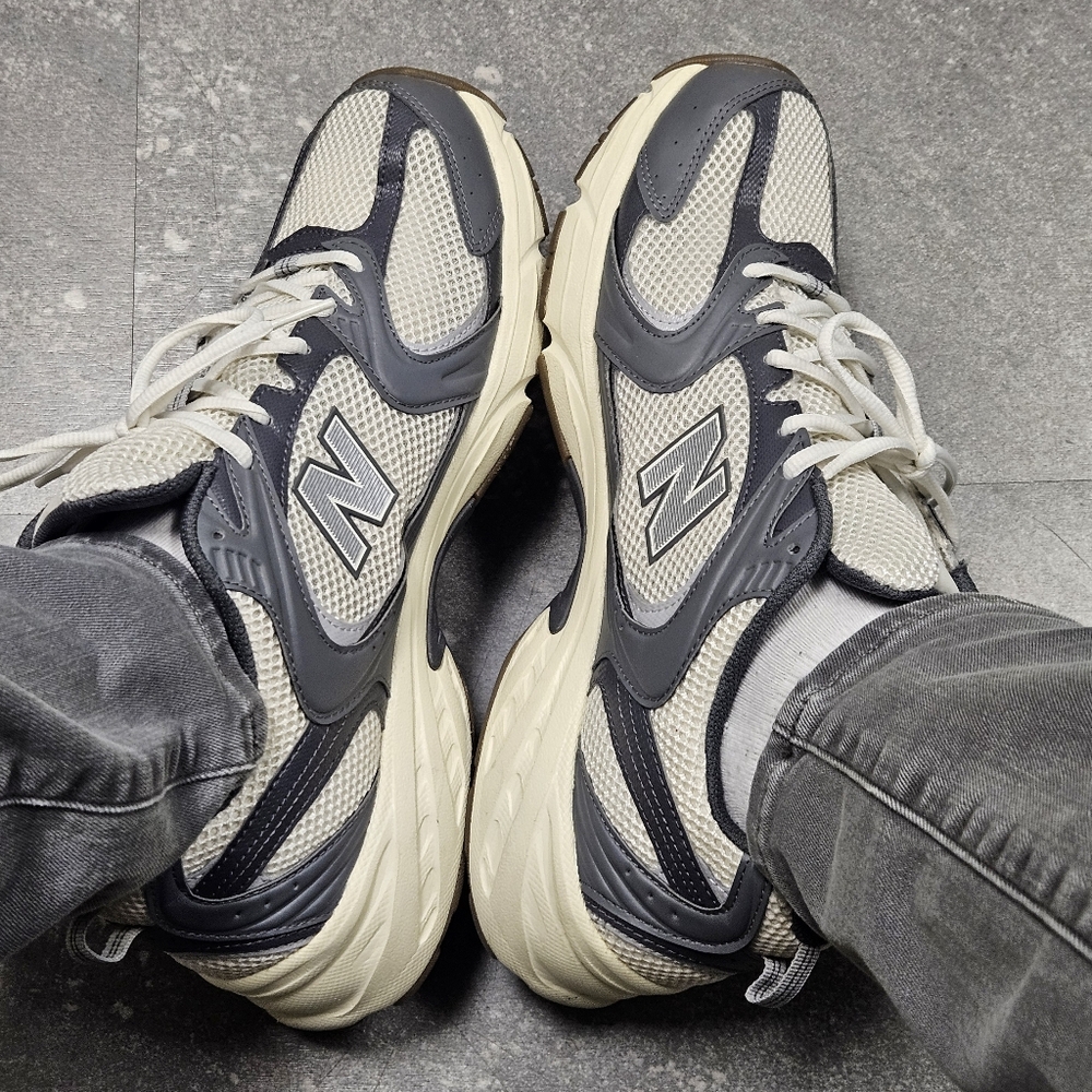 Sale: Mens New Balance 530 Sneakers - Size 13 - Picture 5 of 8